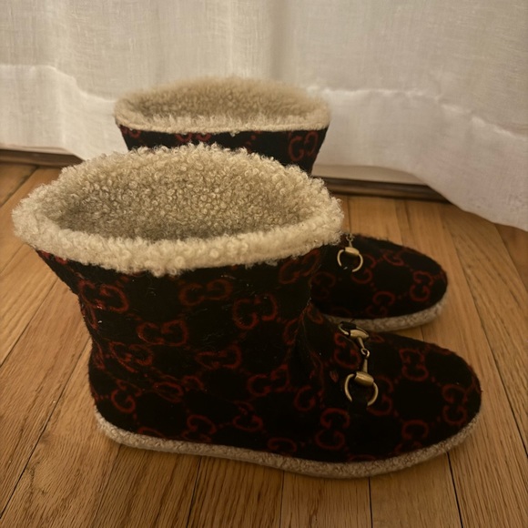 Gucci Women’s Size 8 Fria Horsebit Ankle Boots Wool and Shearling Blue - Picture 4 of 5